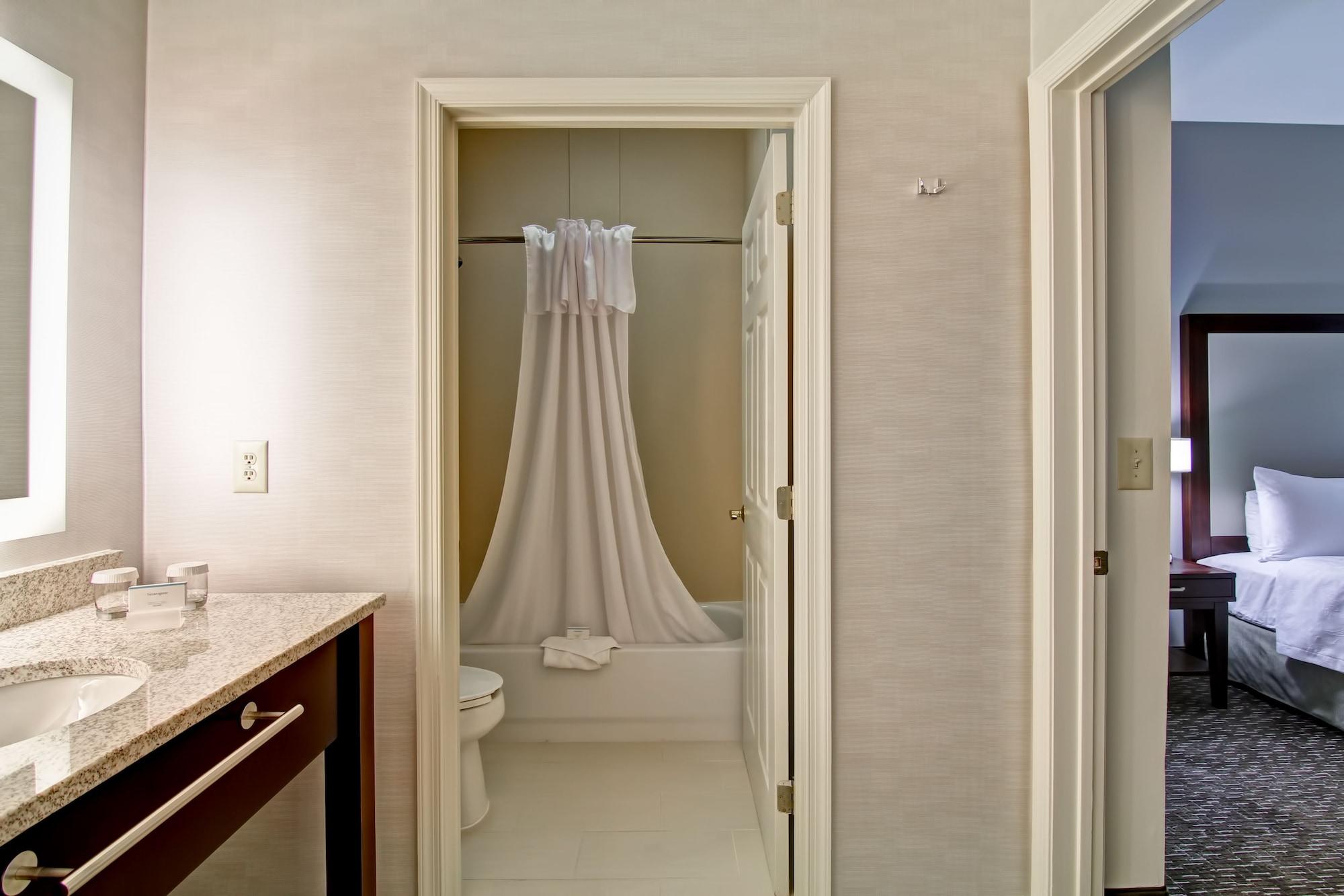 Homewood Suites By Hilton Newark-Cranford Extérieur photo