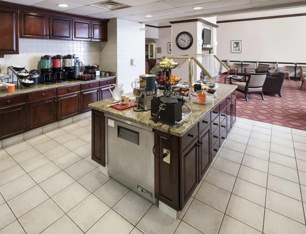 Homewood Suites By Hilton Newark-Cranford Extérieur photo