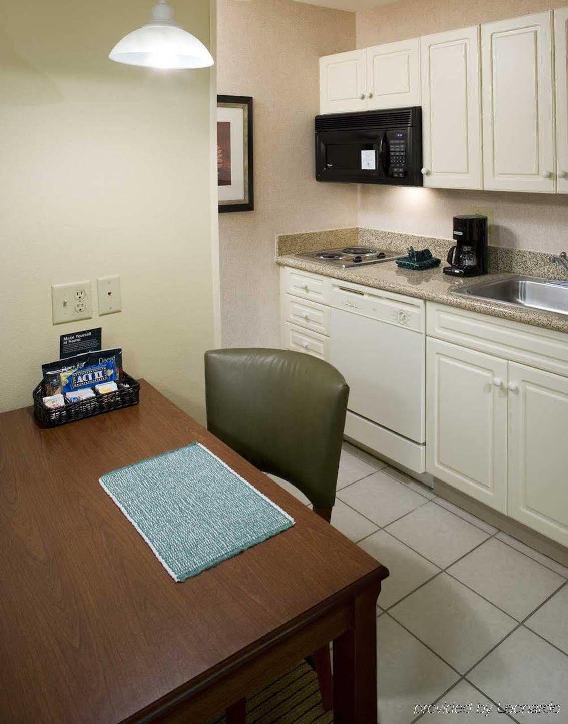 Homewood Suites By Hilton Newark-Cranford Extérieur photo